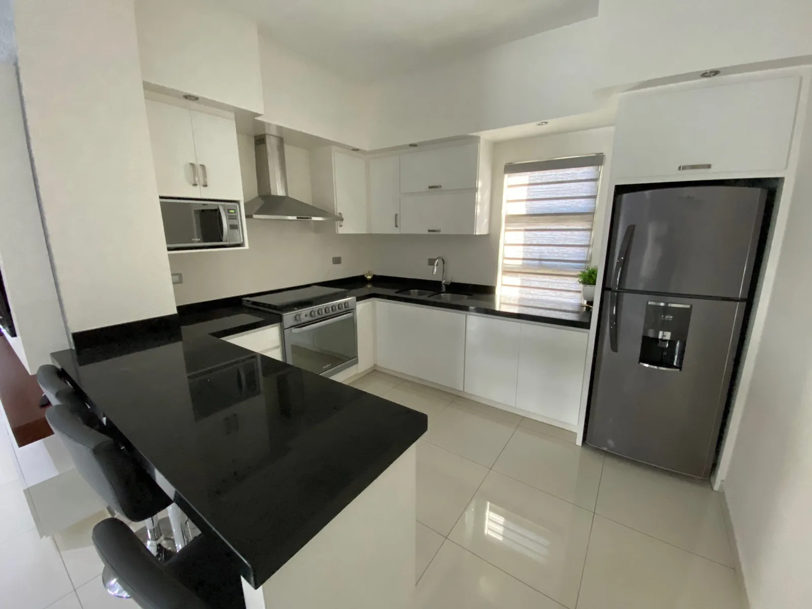 Departamento de Lujo Amueblado en Renta Col. Guadalupe - Foto 4