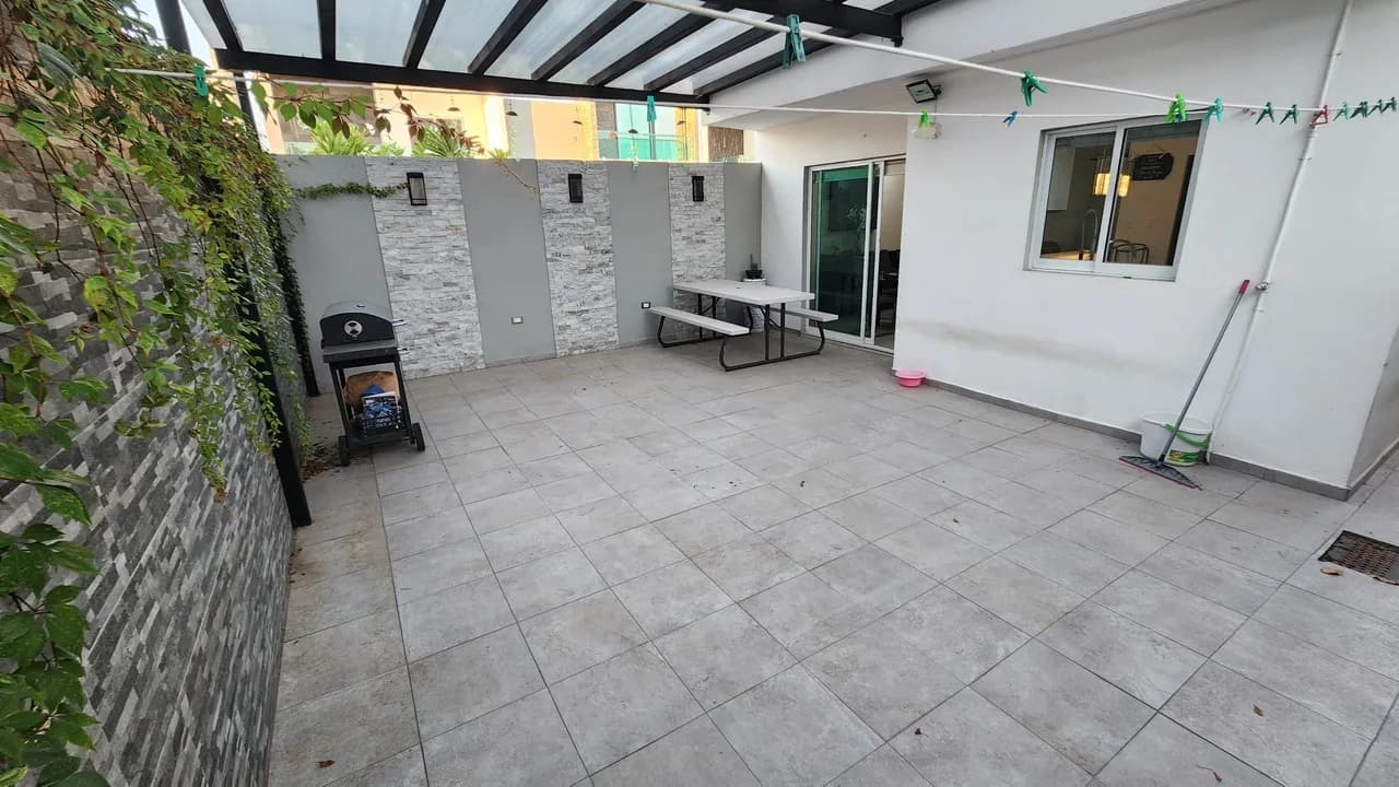 Casa en Renta Valle Alto en Privada - Foto 5