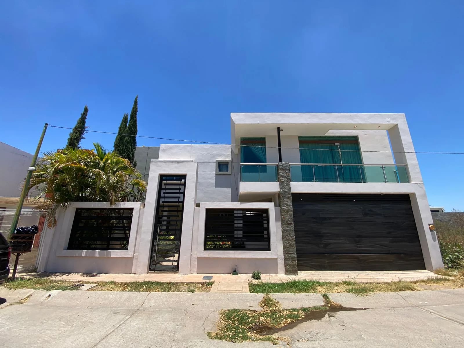 Casa en Venta con Alberca en Bosques del Rio / Zona Norte - Foto 1